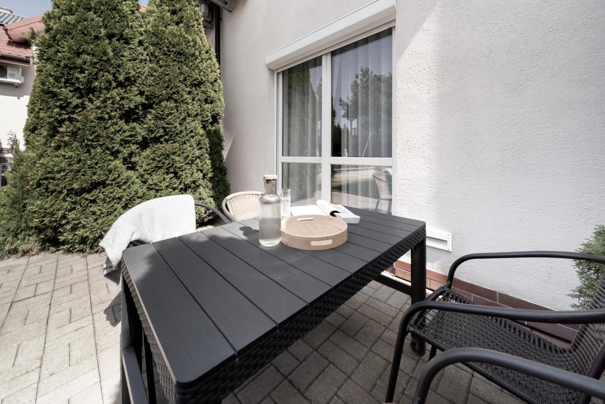 Villa Gravaldi Rowy  Extérieur photo